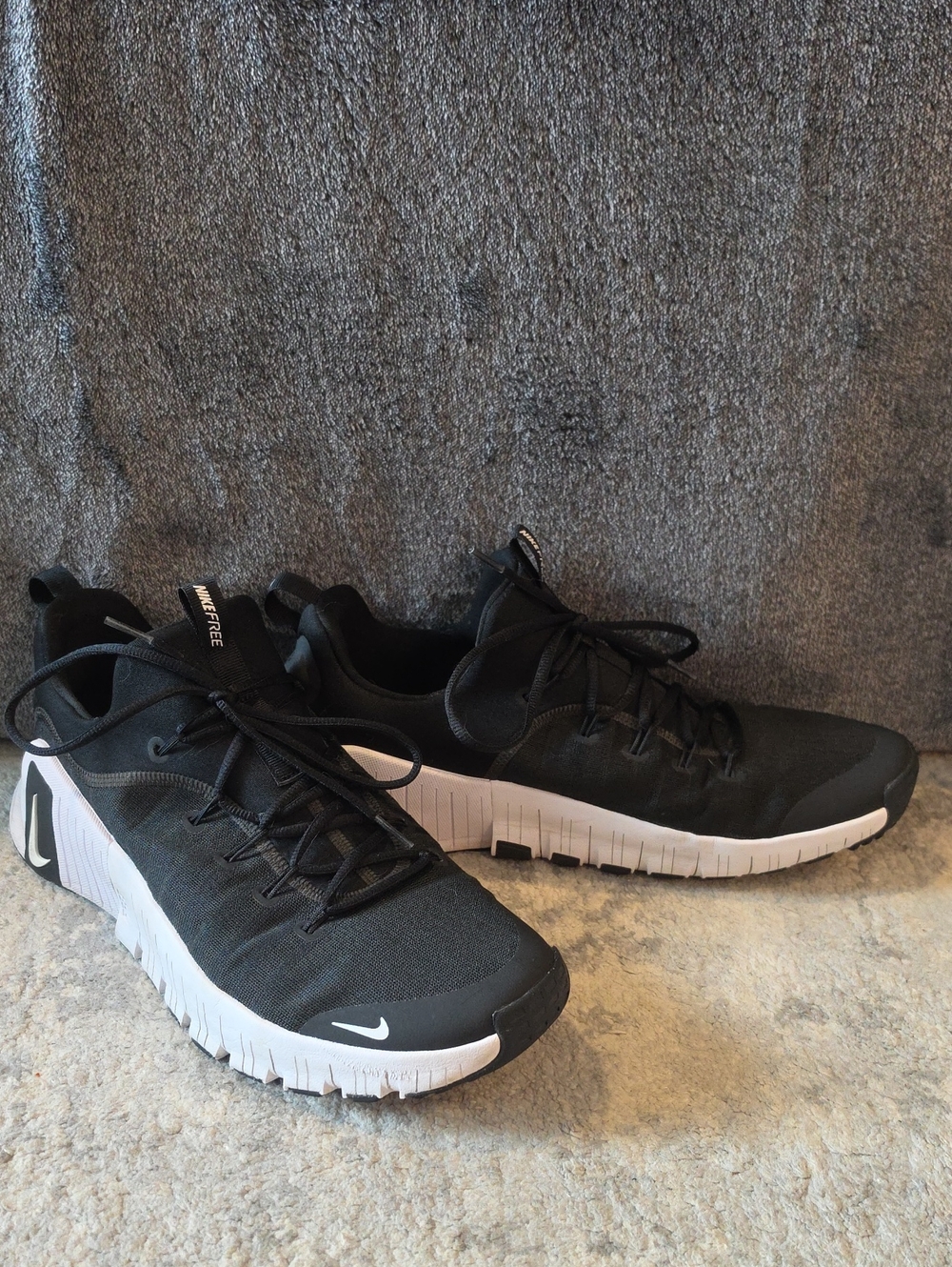 Nike Metcon 6 Men’s Black and White Size 14
